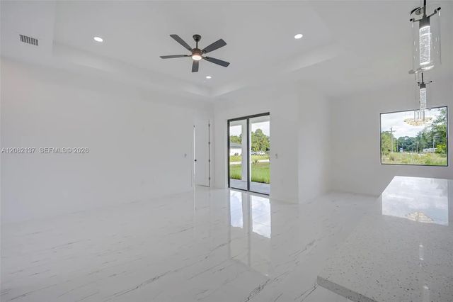 5 of 24 - 466 Laconic Avenue, Lehigh Acres, FL