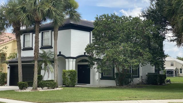 2 of 69 - 7650 Oak Grove Circle, Lake Worth, FL
