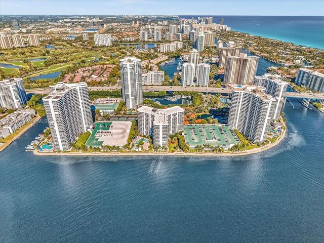 3530 Mystic Pointe Drive #1004, Aventura