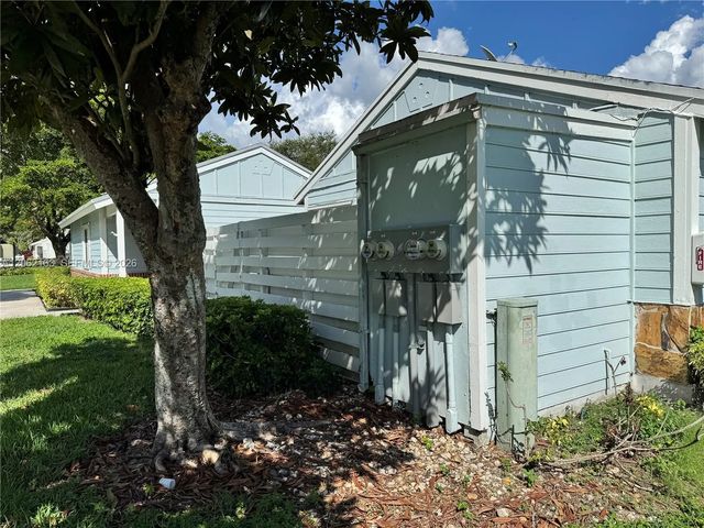 3 of 17 - 14700 Sw 139th Avenue #4-40, Miami, FL