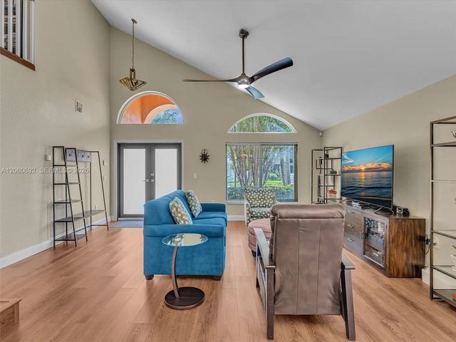 4 of 60 - 1208 Nw 144th Terrace, Pembroke Pines, FL