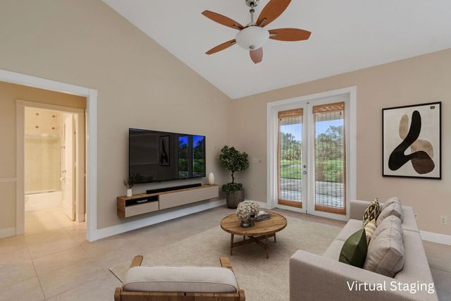 5 of 47 - 8978 100th Court, Vero Beach, FL