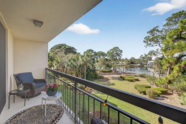 3 of 66 - 1901 Marina Isle Way #304, Jupiter, FL