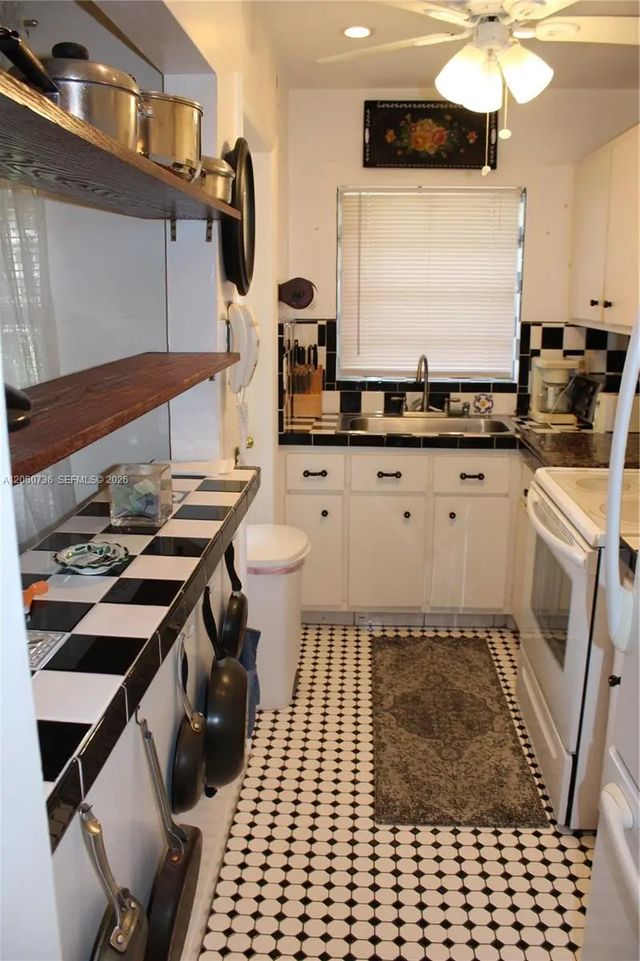 5300 Washington Street #h134, Hollywood