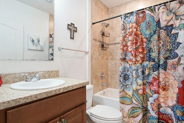 5 of 37 - 2109 Sw Chestnut Lane, Port St. Lucie, FL