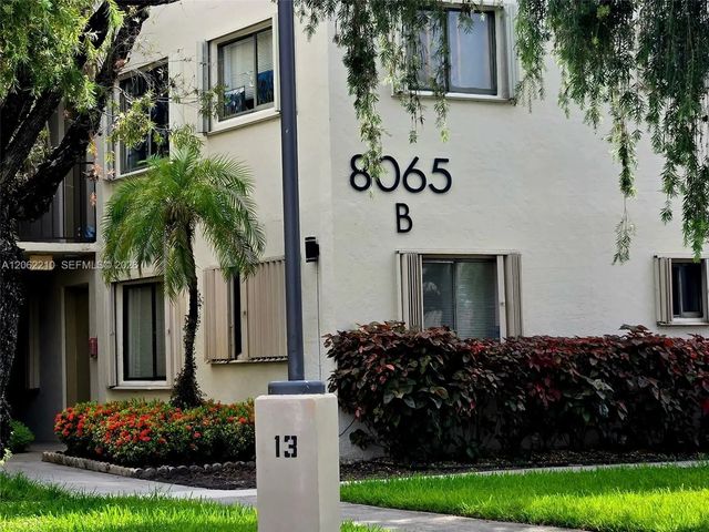 2 of 35 - 8065 Sw 107th Avenue #301, Miami, FL