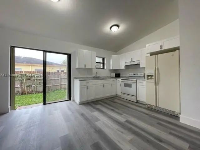 3 of 21 - 28393 Sw 140th Place, Homestead, FL