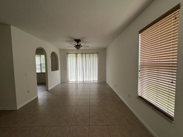 3 of 17 - 601 Sw Indian Key Drive, Port St. Lucie, FL