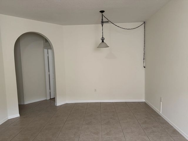 5 of 17 - 601 Sw Indian Key Drive, Port St. Lucie, FL