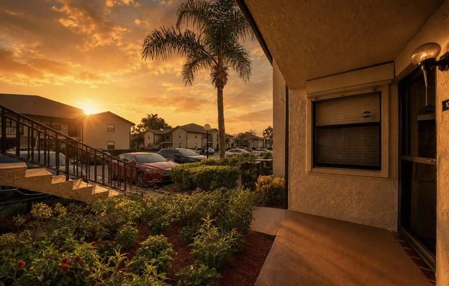 3 of 30 - 7650 Tahiti Lane #105, Lake Worth, FL