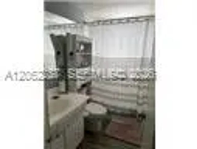 5 of 5 - 4141 Nw 44th Avenue #226, Lauderdale Lakes, FL