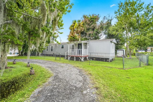 2 of 34 - 5133 Melissa Lane, Fort Pierce, FL