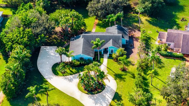 2 of 37 - 2232 Sw Racquet Club Drive, Palm City, FL