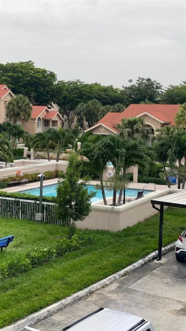 3 of 11 - 10650 Sw 157th Court #306, Miami, FL