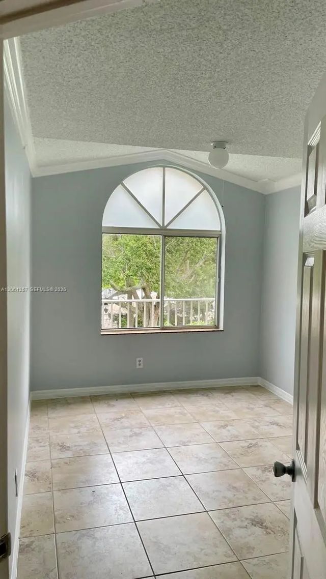 5 of 11 - 10650 Sw 157th Court #306, Miami, FL