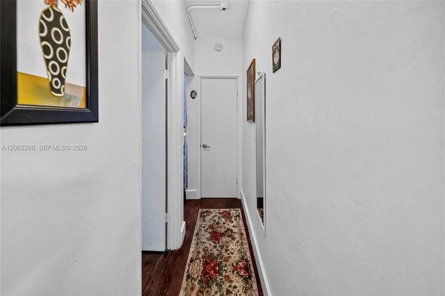 4 of 31 - 836 10th Street #8, Miami Beach, FL