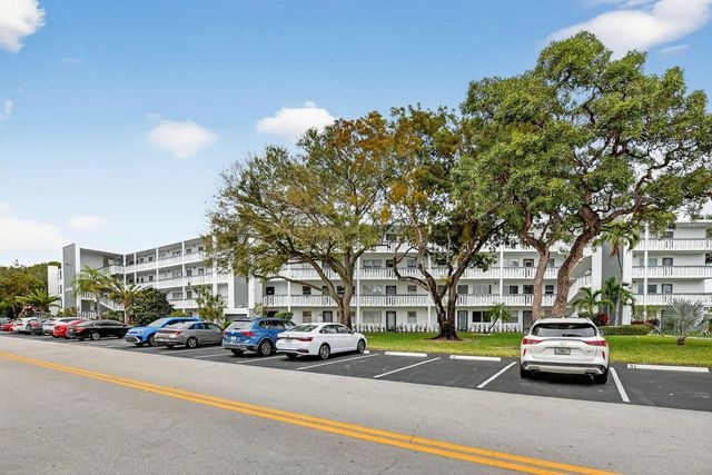 2070 Newport Q Drive, Deerfield Beach