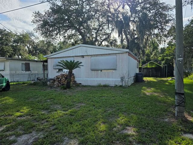 5904 S Harvey, Riverview
