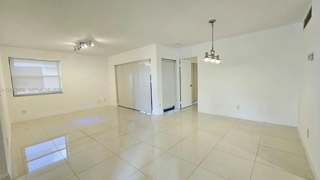 4 of 30 - 9850 Nw 3rd Court #2, Plantation, FL