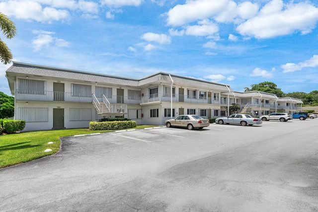 3160 Lake Osborne Drive #bldg 6 Unit 206, Lake Worth Beach