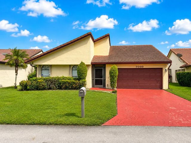 7003 Golf Pointe Circle, Tamarac