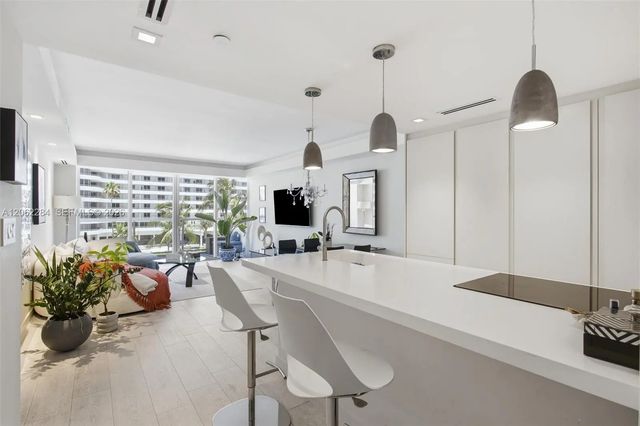 5600 Collins Avenue #5a, Miami Beach