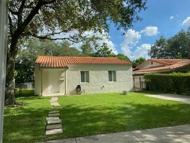 437 Lark Avenue, Miami Springs