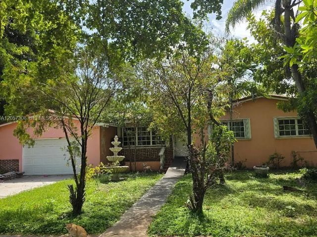 881 Albatross Street, Miami Springs