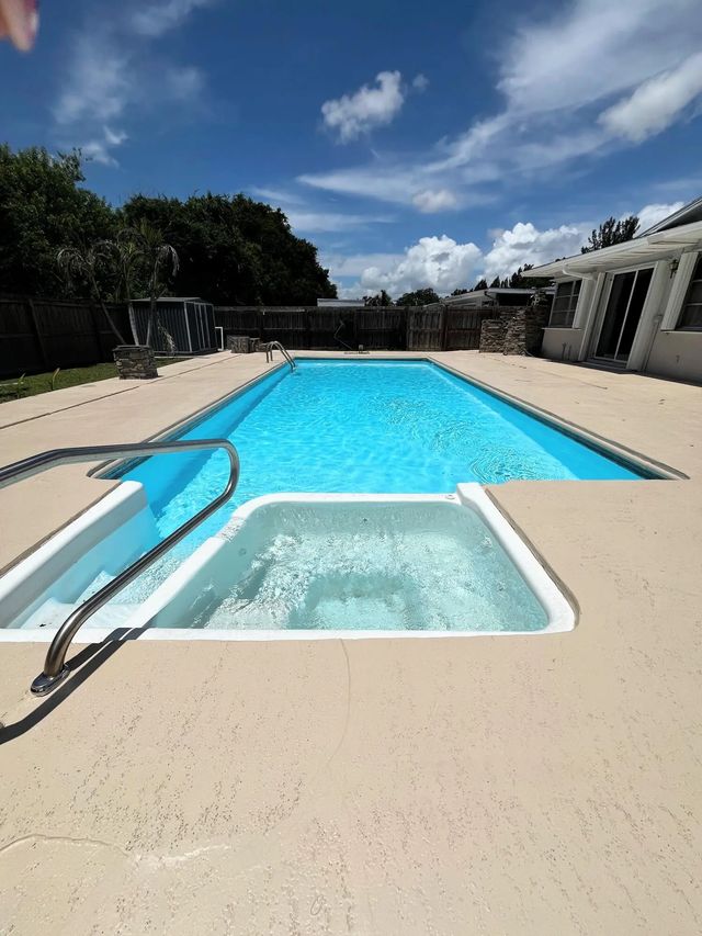 3 of 37 - 330 Ne Solida Drive, Port St. Lucie, FL