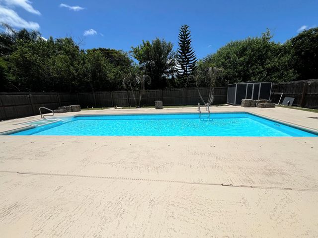 5 of 37 - 330 Ne Solida Drive, Port St. Lucie, FL