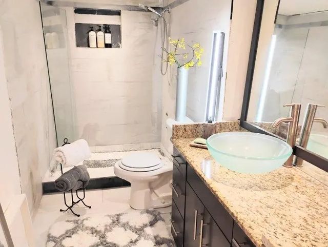 5 of 28 - 3050 Holiday Springs Boulevard #112, Margate, FL