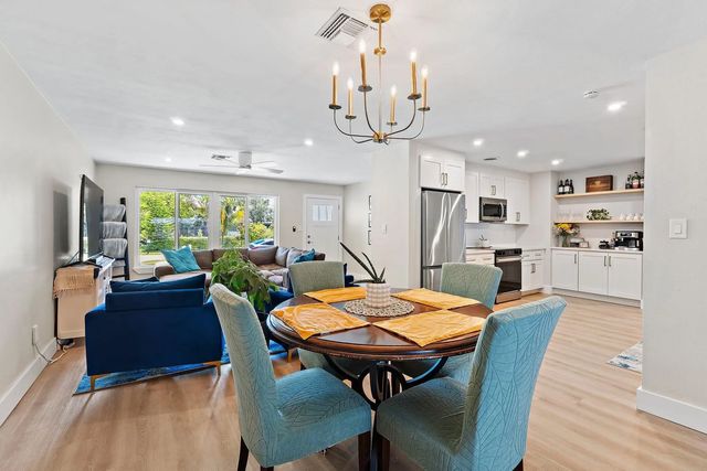 2 of 49 - 417 Philadelphia Drive, Jupiter, FL