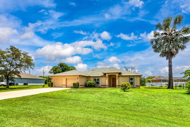 3 of 31 - 649 Ne Horizon Lane, Port St. Lucie, FL