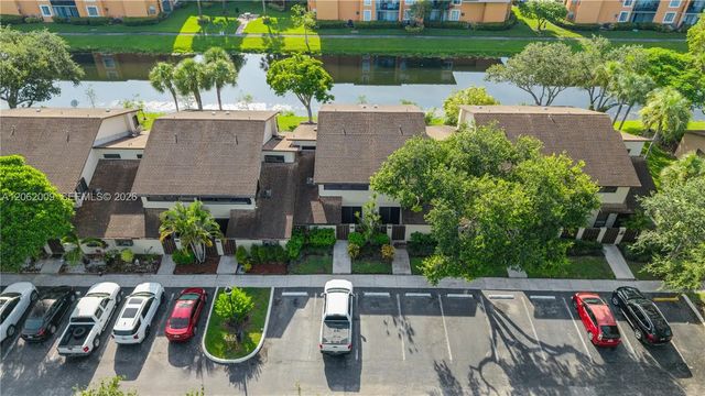 2 of 51 - 7640 Nw 79th Avenue #l6, Tamarac, FL