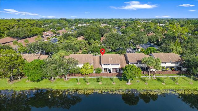 5 of 51 - 7640 Nw 79th Avenue #l6, Tamarac, FL