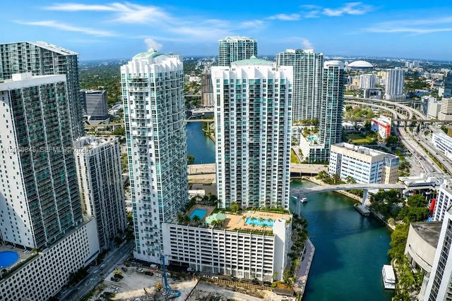 2 of 25 - 41 Se 5th Street #1412, Miami, FL
