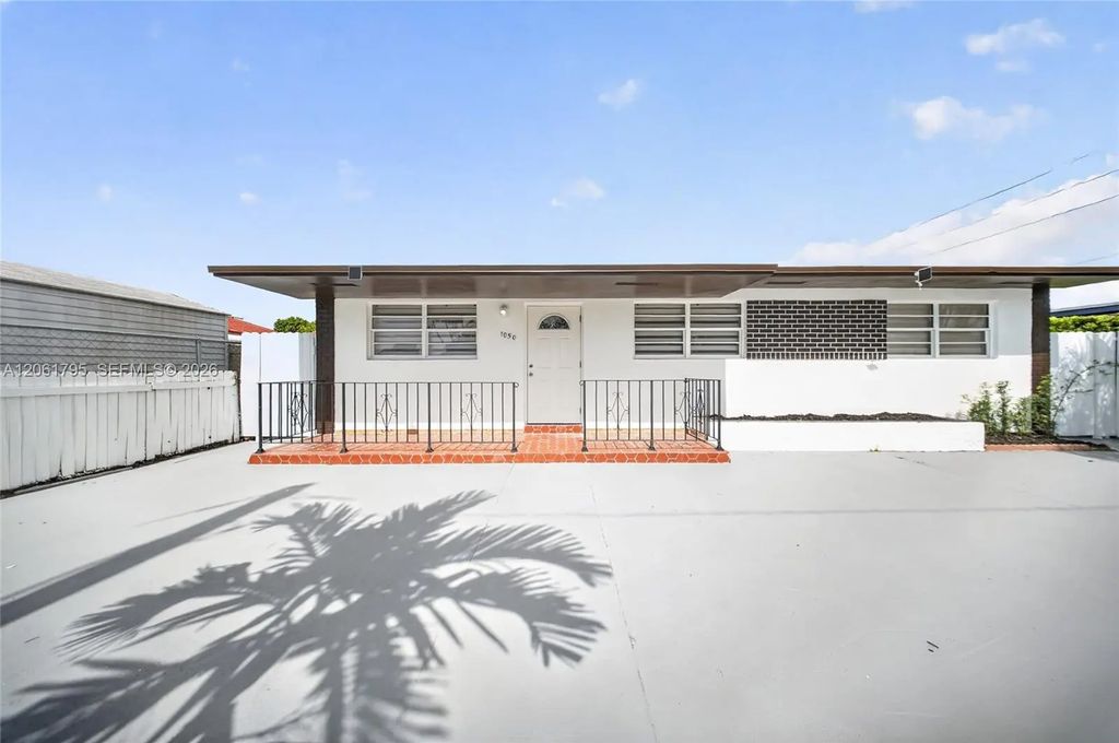 1055 Nw 32nd Court, Miami