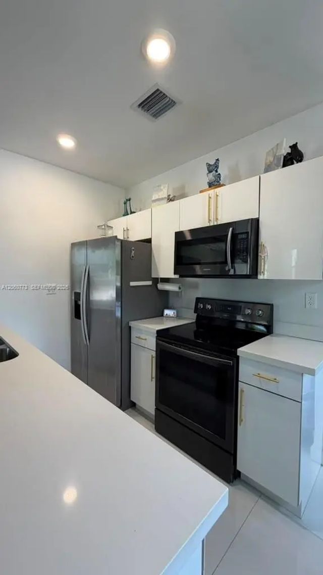 5 of 14 - 24600 Sw 129 #12, Homestead, FL