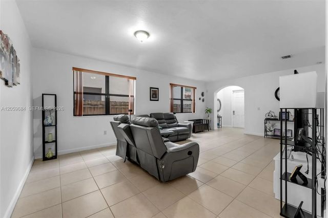 5 of 43 - 462 Se 33rd Terrace, Homestead, FL