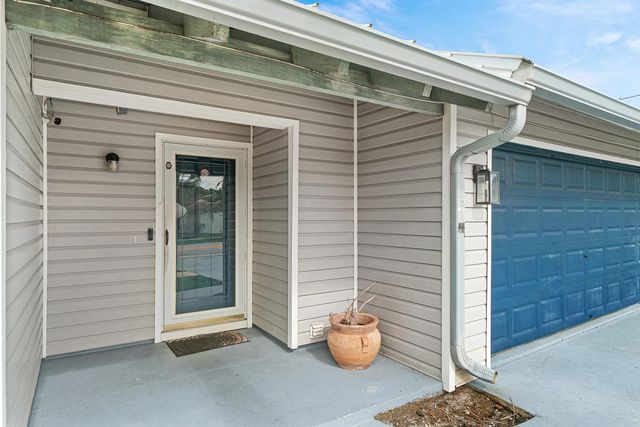 5 of 32 - 215 Sw 8th Street, Boynton Beach, FL