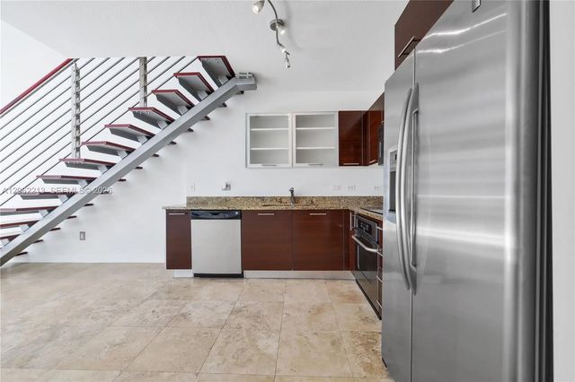 4 of 26 - 41 Se 5th Street #906, Miami, FL