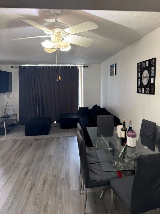 5 of 46 - 480 Executive Center Drive #3h, West Palm Beach, FL