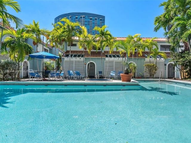 3 of 50 - 3808 Ne 6th Avenue #1, Miami, FL