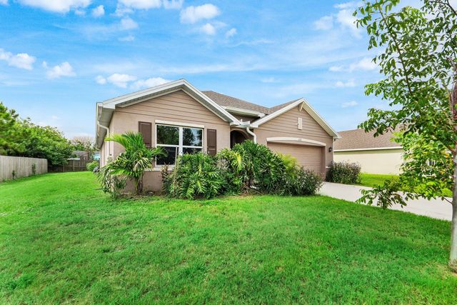 3 of 27 - 626 Sw Ester Avenue, Port St. Lucie, FL