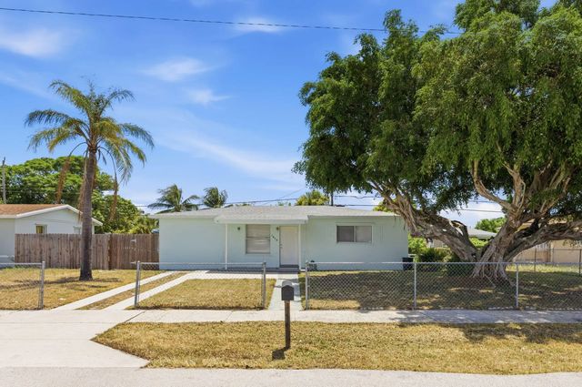 1410 Nw 1st Court, Boynton Beach