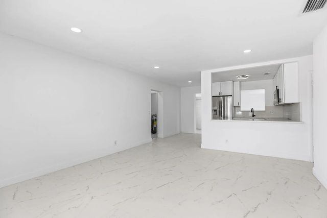 3 of 25 - 1410 Nw 1st Court, Boynton Beach, FL