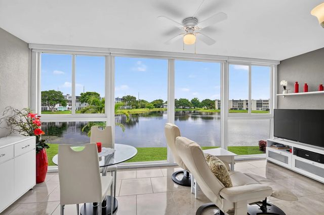 2080 Harwood F #2080, Deerfield Beach