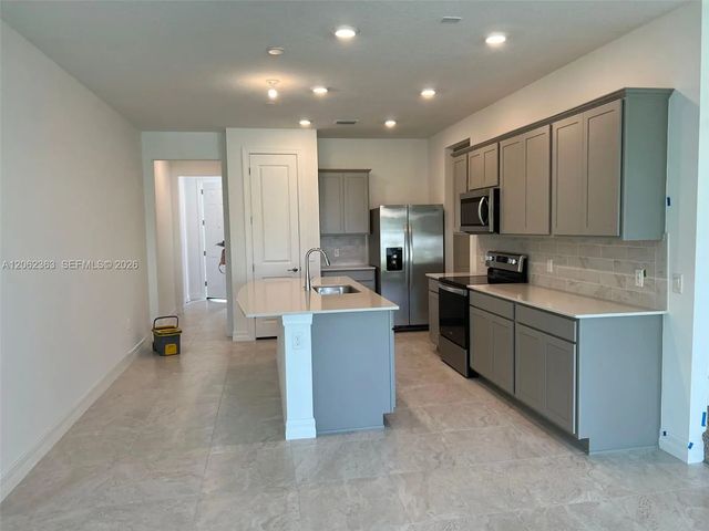 4 of 17 - 6121 Rancho Lane, Greenacres, FL