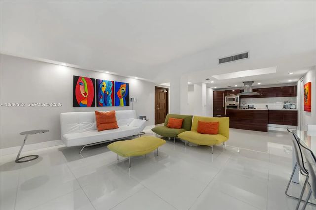 5 of 25 - 3739 Collins Avenue #n-503, Miami Beach, FL