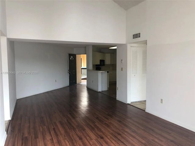 5 of 17 - 6280 Nw 186th Street #311, Hialeah, FL
